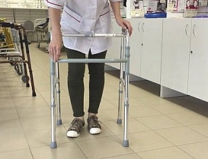 12 лучших ходунков для пожилых людей