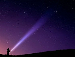 10 самых дальнобойных фонарей