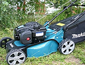 8 лучших газонокосилок Makita